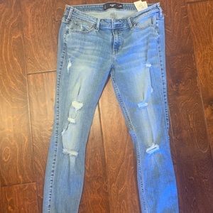 Hollister distressed crop jeggings